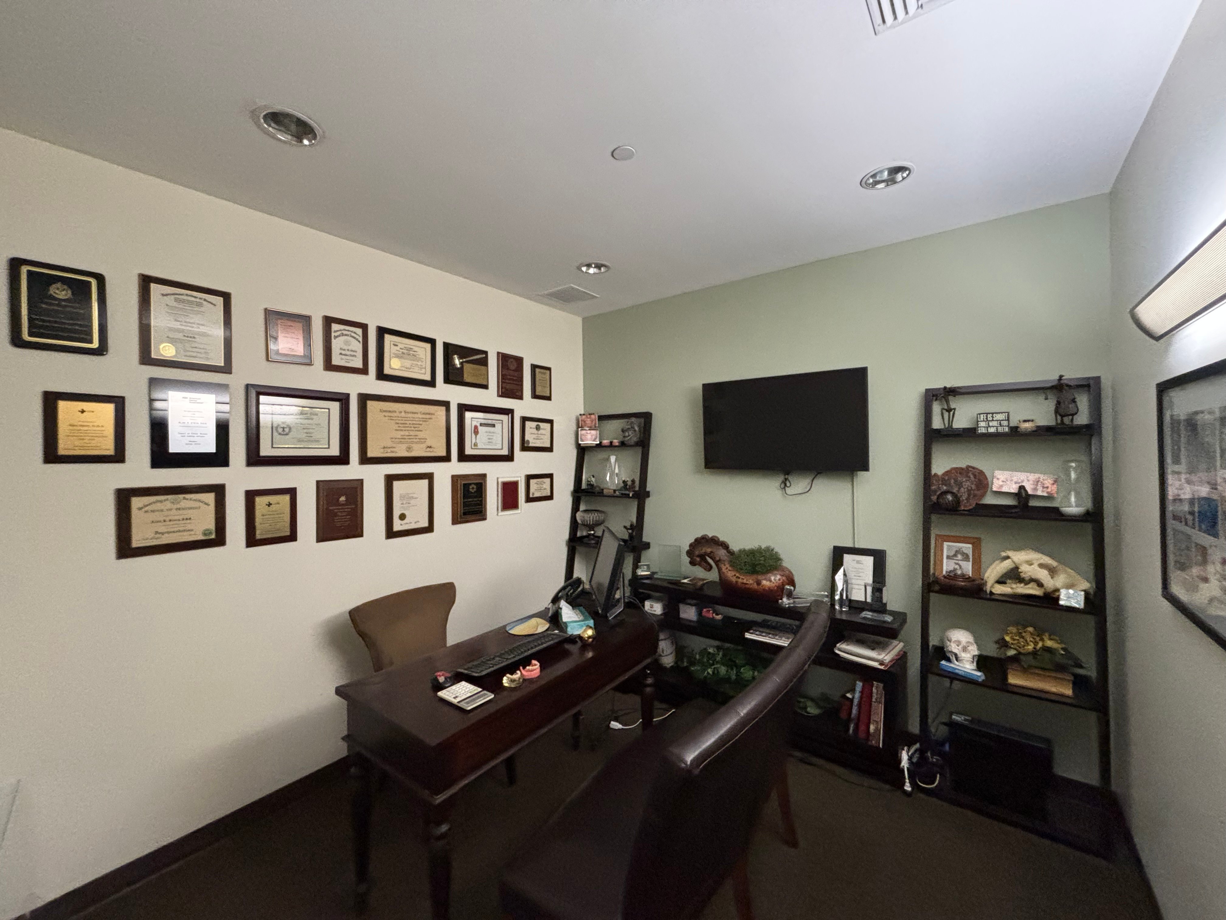  office in Northridge