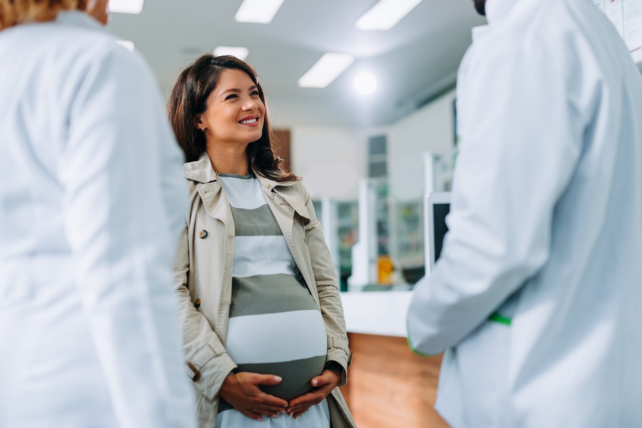 Prenatal-dental-care-for-expecting-mothers