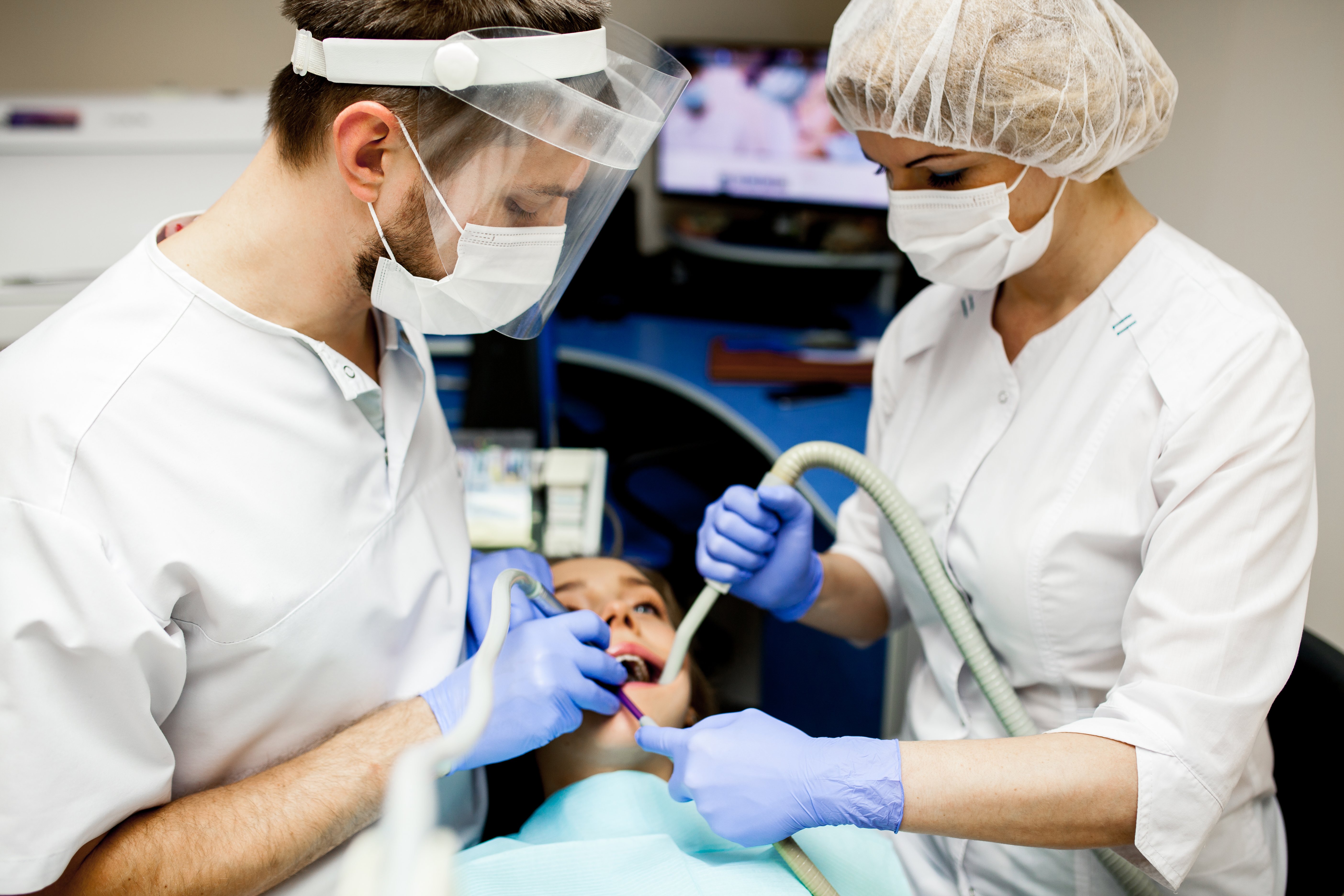 instrument-cosmetic-specialist-surgeon-work-1