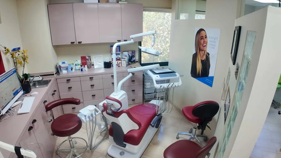Clove Dental office