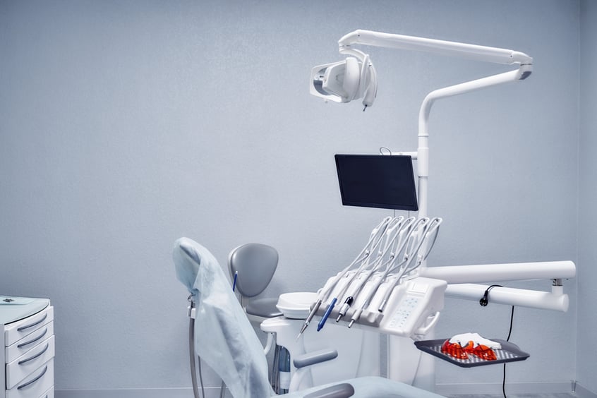 professional-medical-equipment-dental-procedures