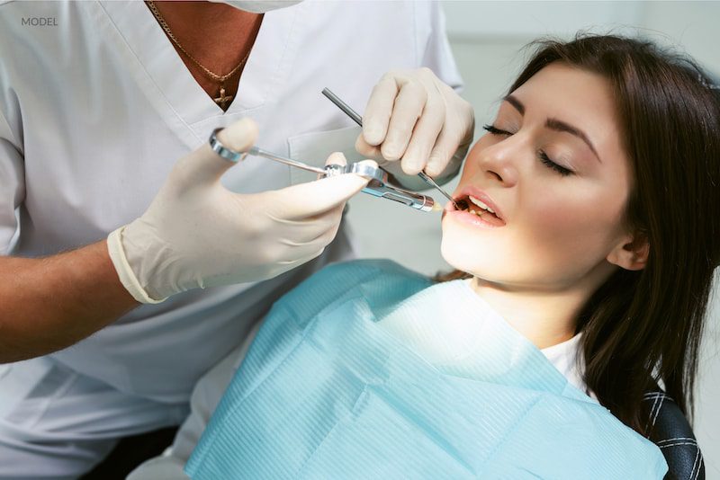 Clove Dental teeth cleaning